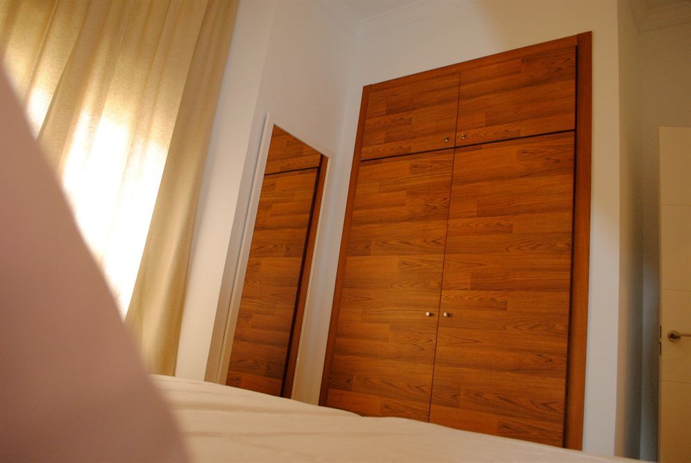 Minimal Rooms Málaga Buitenkant foto