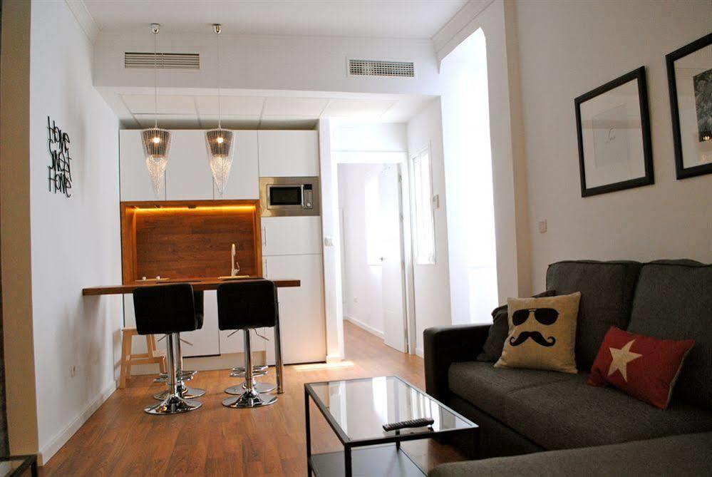 Minimal Rooms Málaga Buitenkant foto